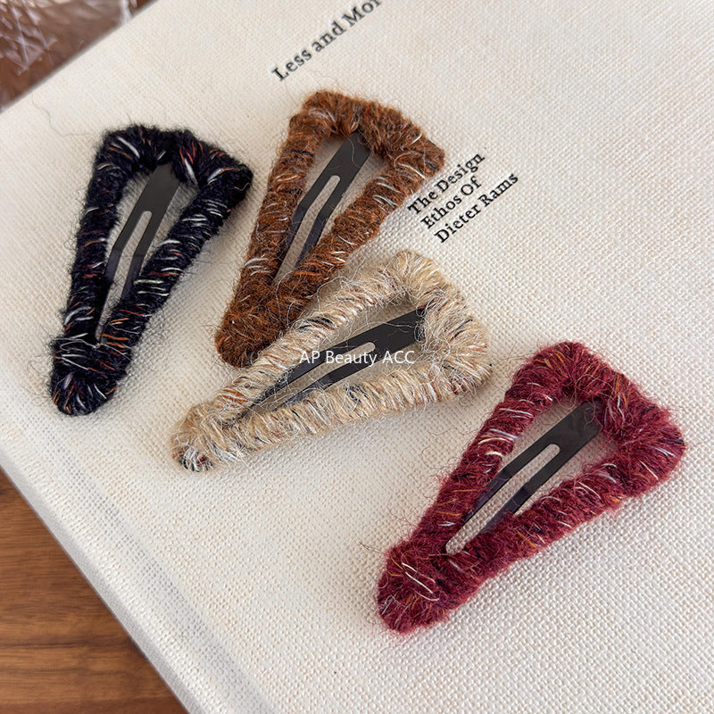 E관 - 니트실 스틸 삼각형 헤어핀 [27528] 25.10-1