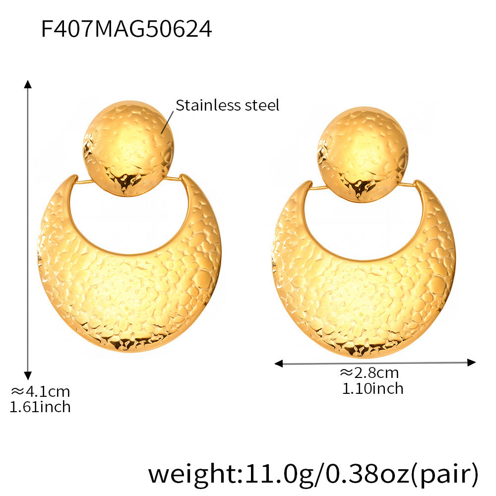 D관 - 스테인리스 스틸 투톤 달 모양 펀칭 패턴 귀걸이 [F407] 25.12-1