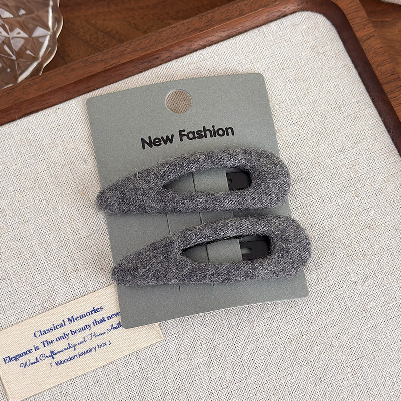 E관 - 모직 물방울 모양 사이드 헤어핀 [27647] 25.11-1