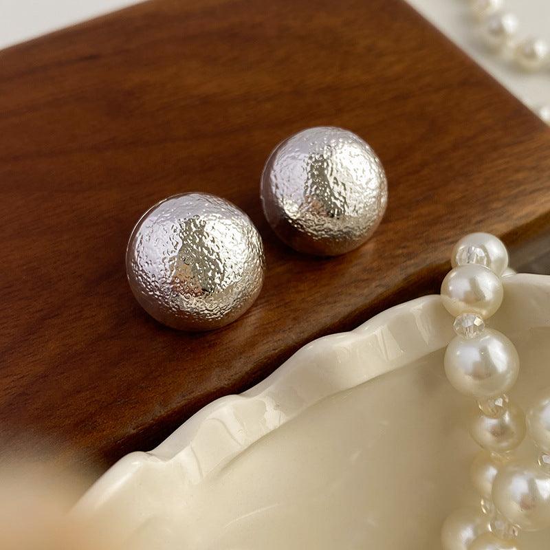 C관 - 실버 매트 메탈 라운드 비정형 심플 데일리 귀걸이 [E18915-E18916] 24.03-1