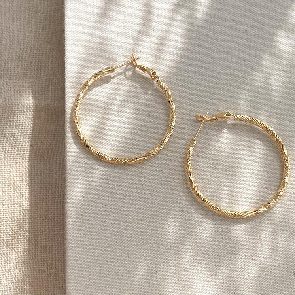 C관 - 메탈 꼬임 디자인 14K 도금 은침 귀걸이 [5725-5730] 25.04-2