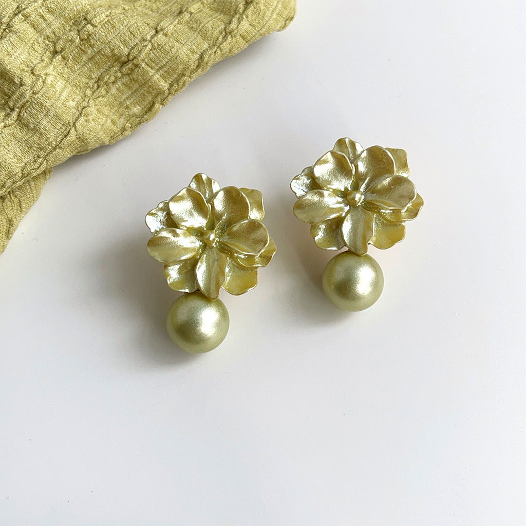 C관 - 민트빛 차꽃 담수 진주 상큼한 14K 도금 귀걸이 [4331-4332] 24.06-3