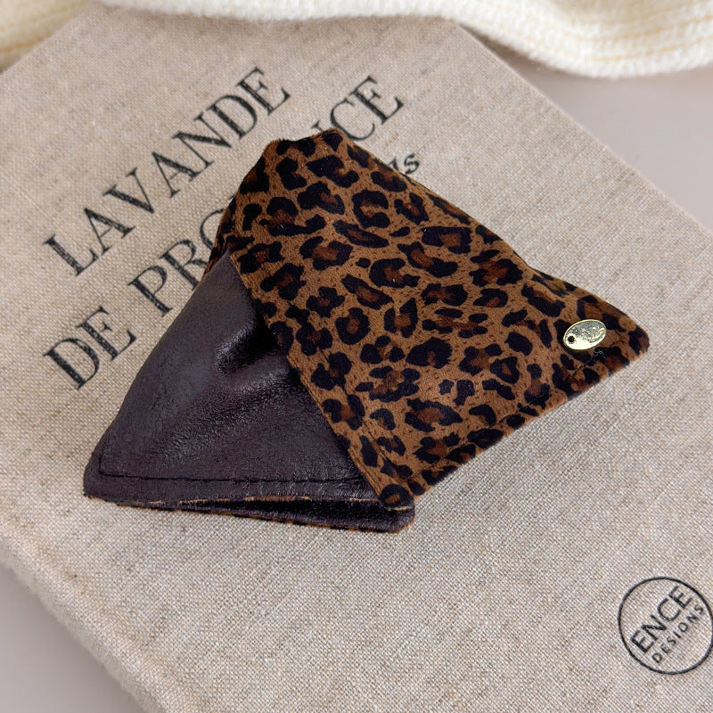 E관 - 가죽 호피무늬 삼각형 빈티지 집게핀 [27617] 25.10-5