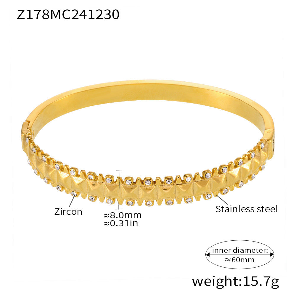 D관 - 링 디자인 큐빅 패턴 티타늄 스틸 18K 도금 팔찌 [ Z178-Z179] 25.01-2
