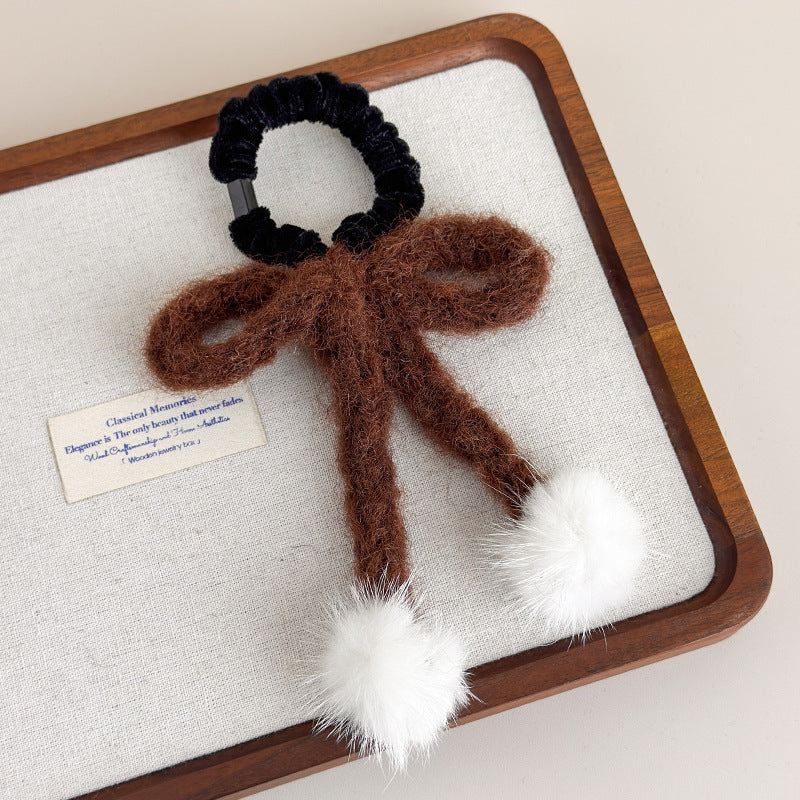 E관 - 니트 리본 디자인 퍼 볼 머리끈 헤어밴드 [26334] 25.11-3