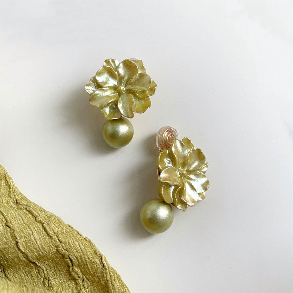 C관 - 민트빛 차꽃 담수 진주 상큼한 14K 도금 귀걸이 [4331-4332] 24.06-3