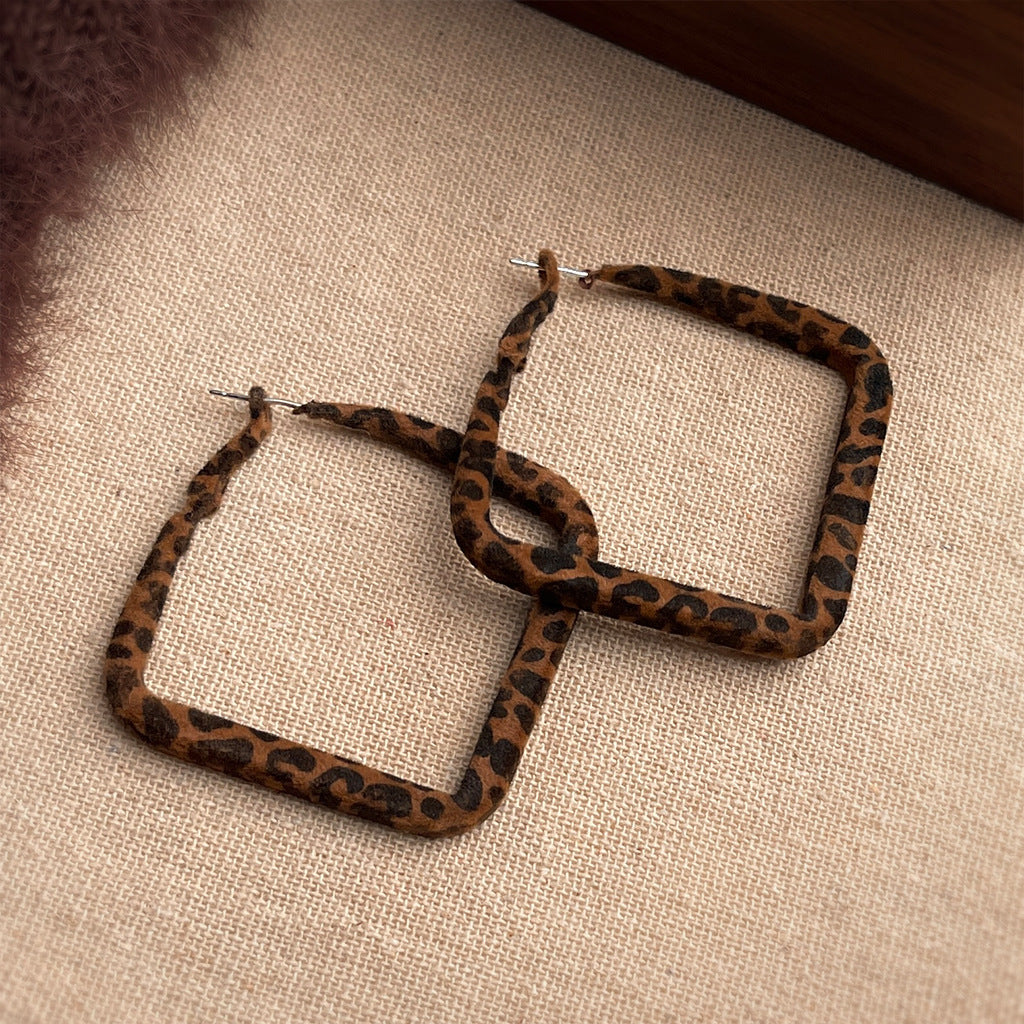 C관 - 925 은침 플록킹 벨벳 호피무늬 대형 귀걸이 [6997-7000] 25.10-5