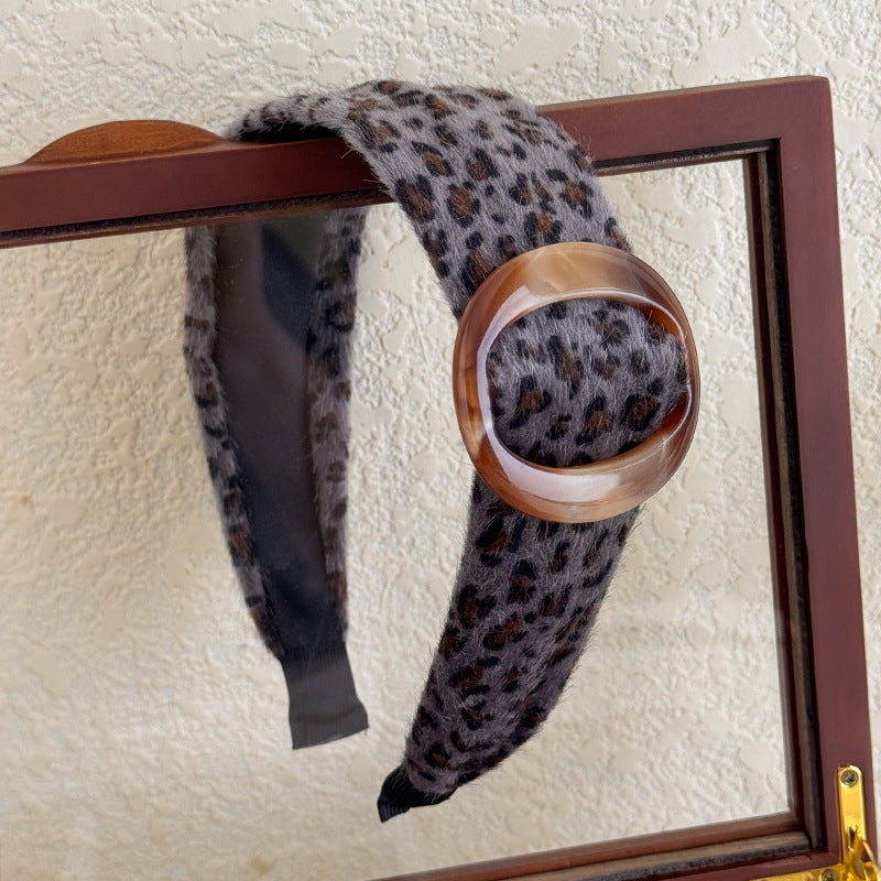 E관 - 호피 패턴 퍼 와이드 빈티지 머리띠 [27531] 25.10-1