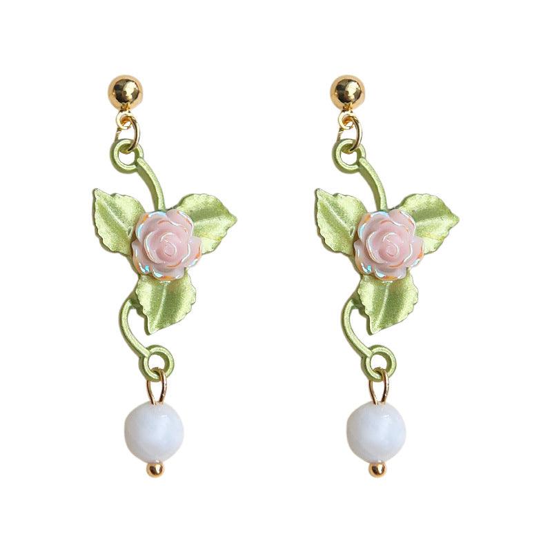 C관 - 14K 도금 오리지날 디자인 핸드 메이드 2024 초경량 꽃 은침 귀걸이 [3652] 24.03-4