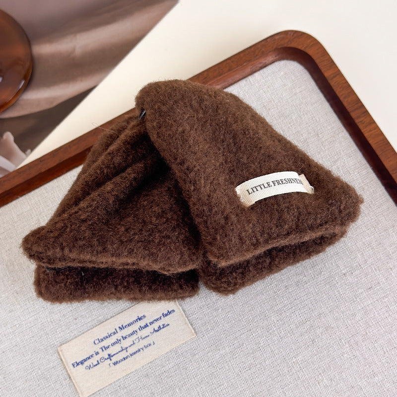 E관 - 모직 컬러 삼각형 대형 집게핀 [27721] 25.11-4