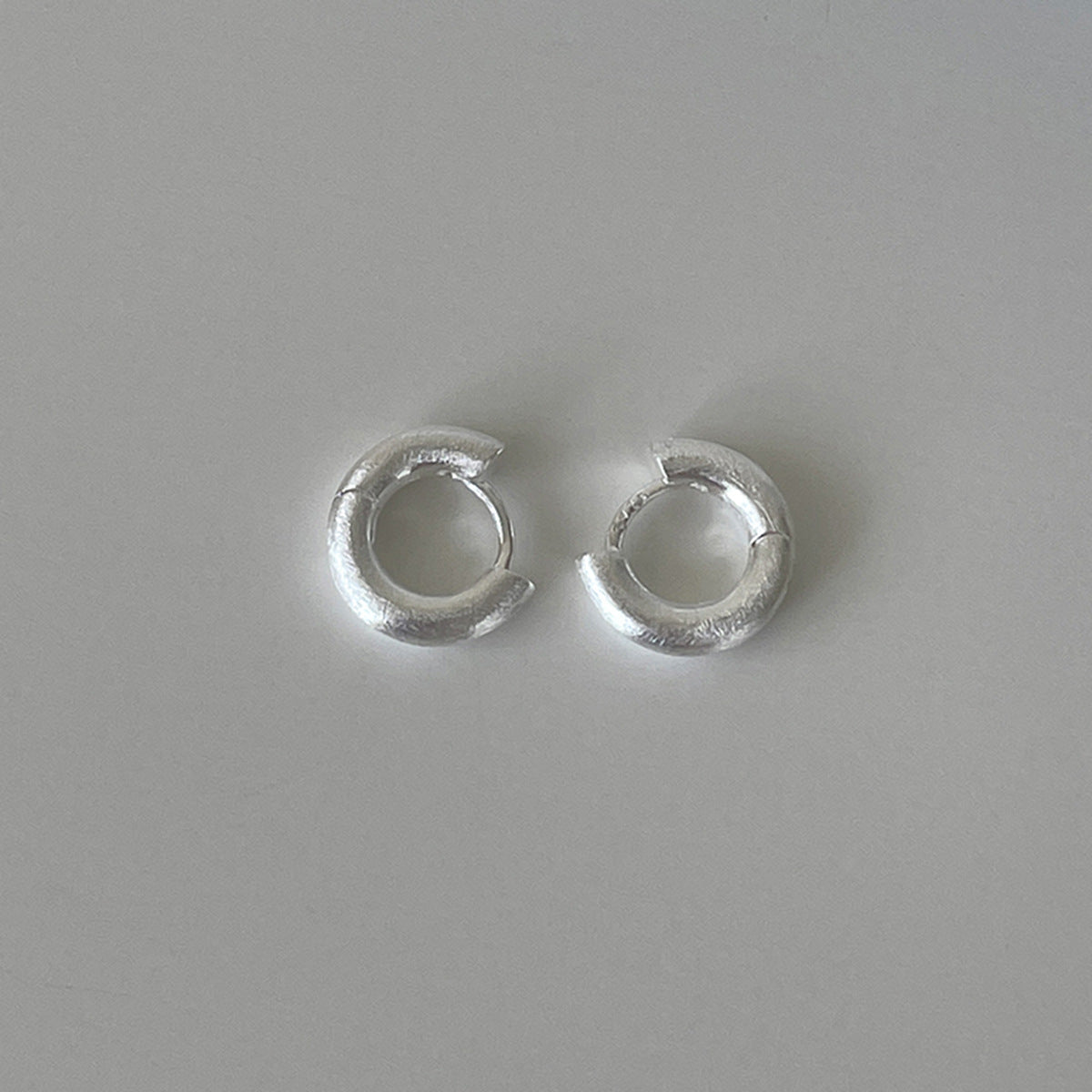 A관 - 샌딩 심플 링 925 은침 귀걸이 [EH-4318] 25.12-2