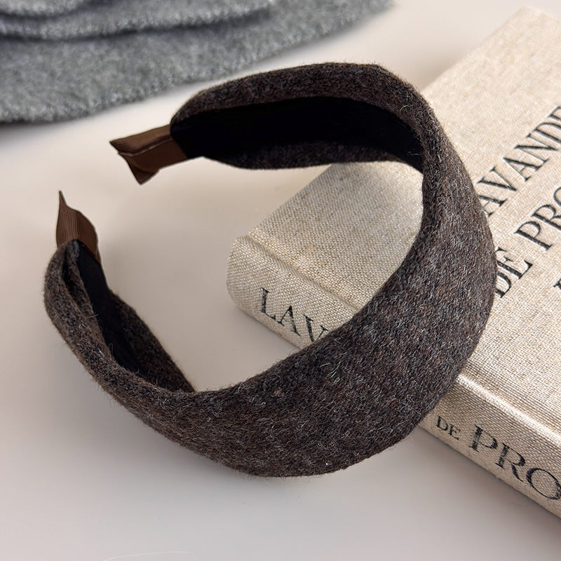 E관 - 도톰한 니트 디자인 와이드 머리띠 [27602] 25.10-4