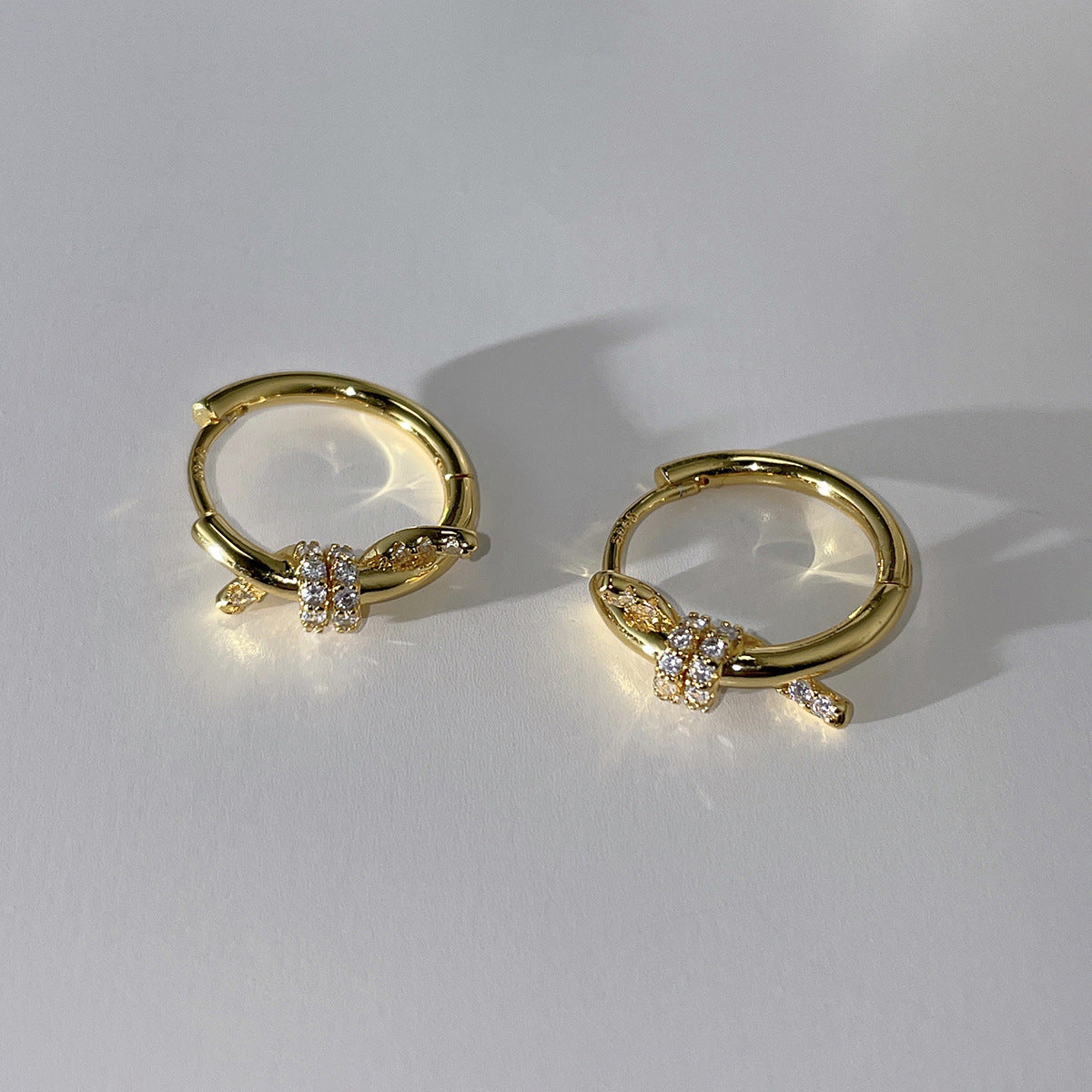 A관 - 큐빅 꼬임 매듭 은침 귀걸이 [EH-3441] 25.04-4