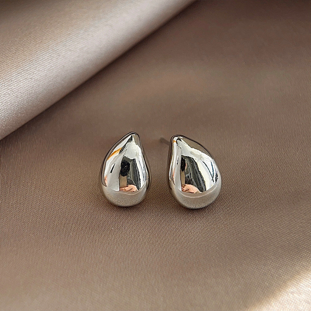 C관 - 물방울 디자인 유광 14K 도금 미니멀 귀걸이 [3232-3233] 25.03-2