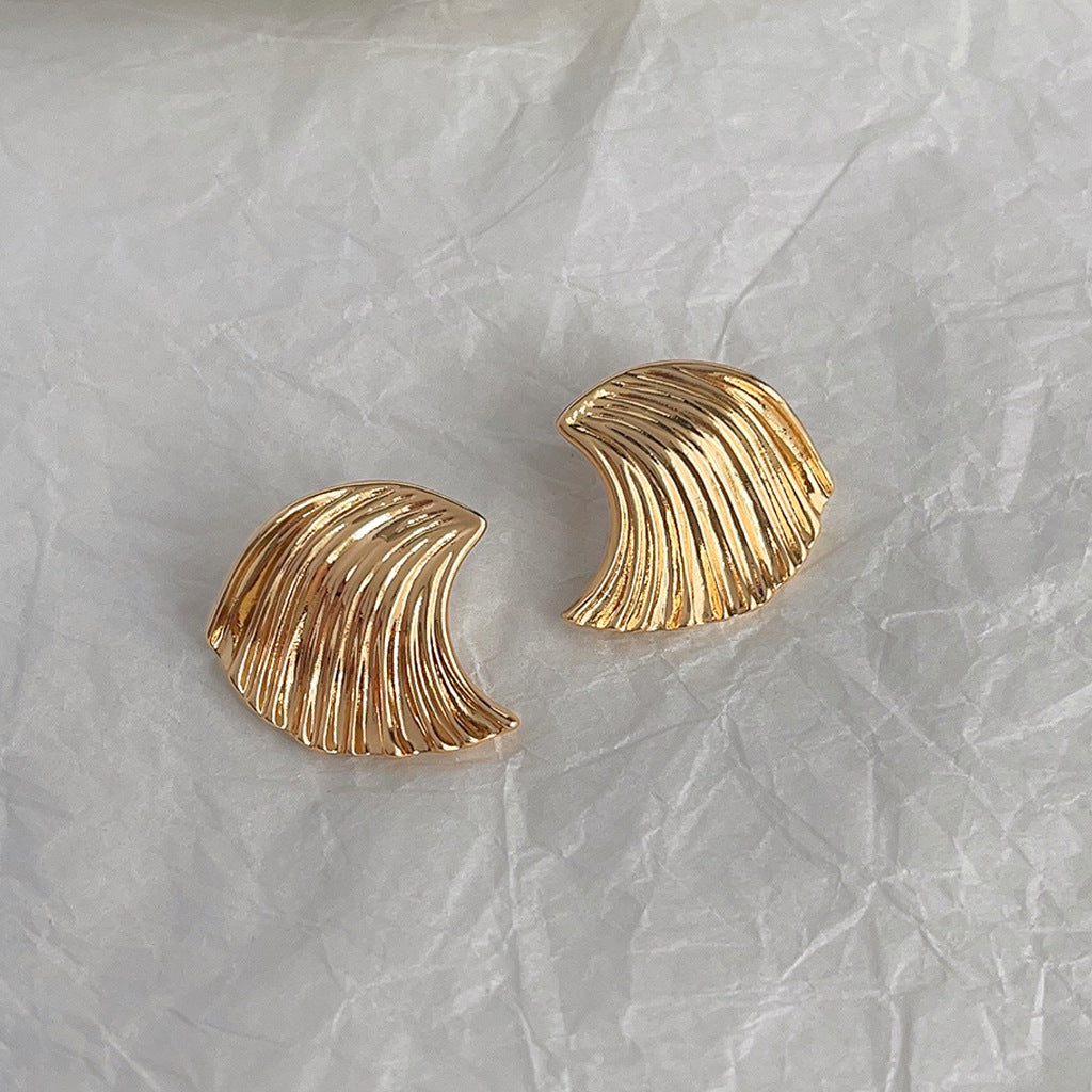 C관 - 14K 도금 메탈릭 부채 물결 모양 925 은침 귀걸이 [4223-4224] 25.04-1