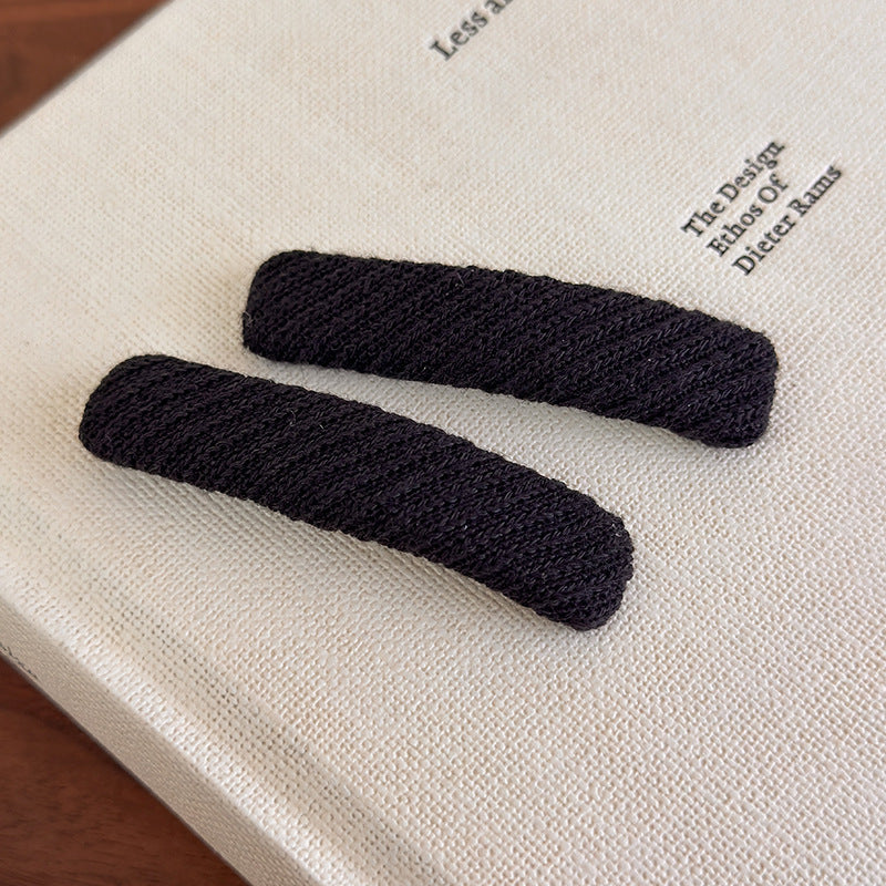 E관 - 니트 울 사각형 헤어핀 [27490] 25.09-4