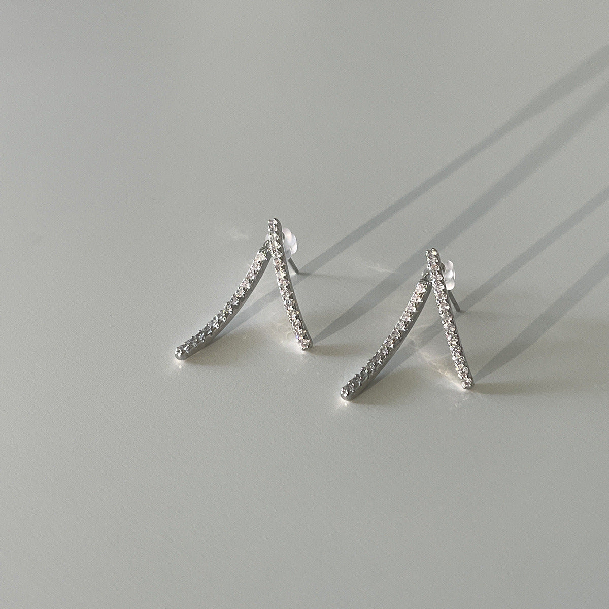 A관 - 925 은침 지오메트릭 라인 큐빅 귀걸이 [EH-4018] 25.10-2