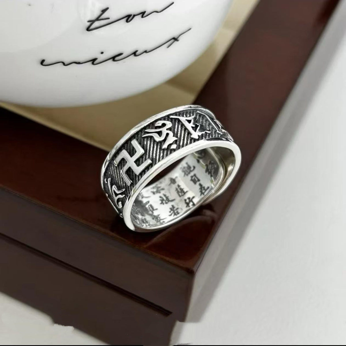 G관 - 불교 육자진언 디자인 남성용 반지 [J2546] 25.10-3