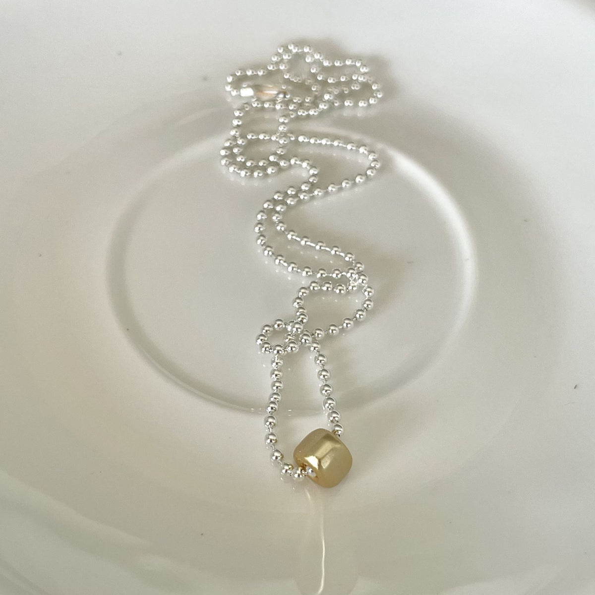 F관 - 925 실버 삼각 무광 비즈 목걸이 [B1167] 25.12-3