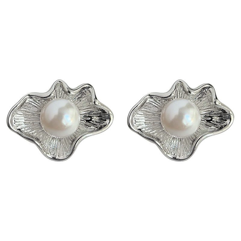 C관 - 디테일한 입체 패턴 세련된 귀걸이 [4117] 24.06-1