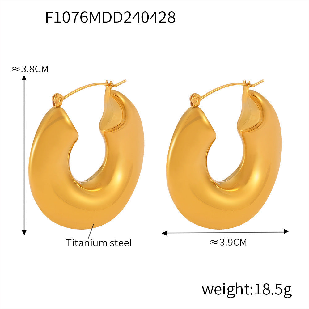 D관 - 셀럽 인기 디자인 트렌디 티타늄 스틸 굵은 링 미니멀 디자인 C자형 귀걸이 [F1076-8] 24.05-1