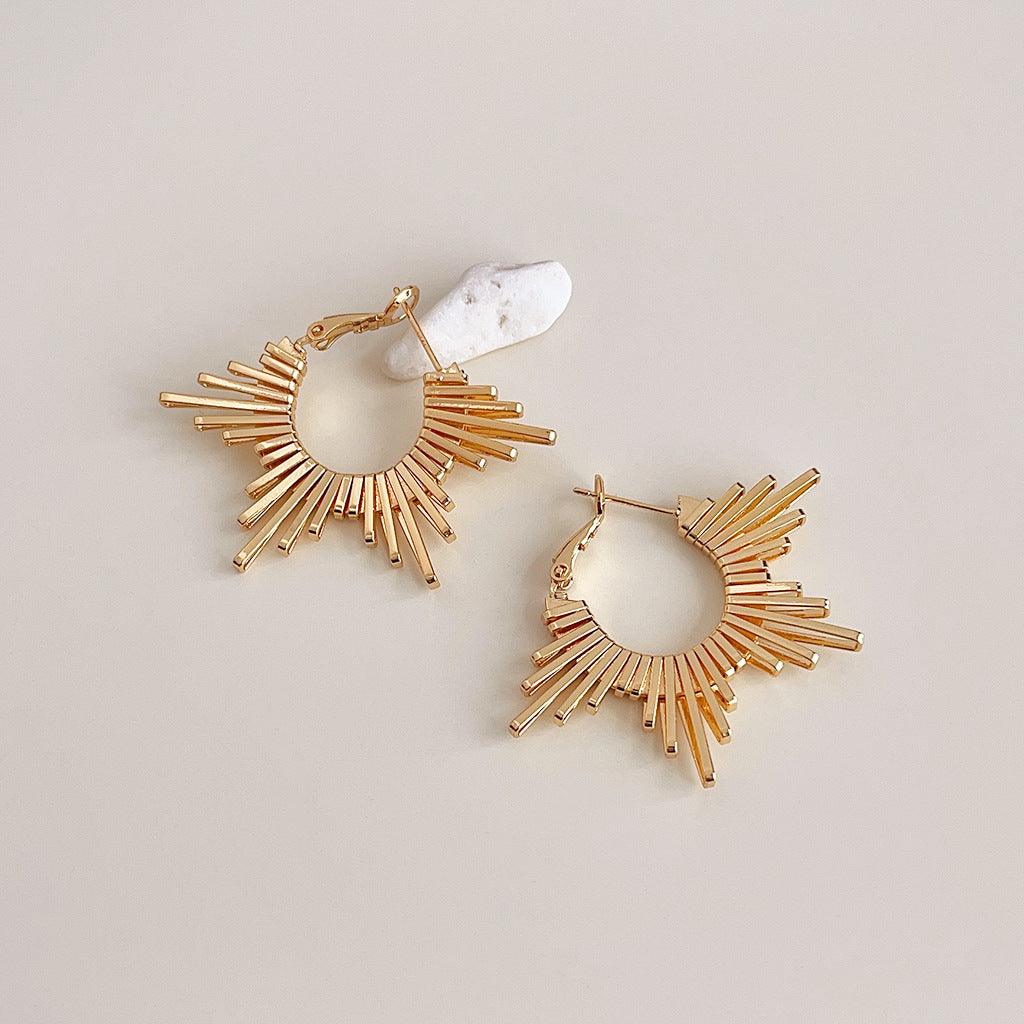 C관 - 18K 도금 두꺼운 개성 있는 디자이너 귀걸이 2024 유행 귀걸이 [3713-3714] 24.03-5