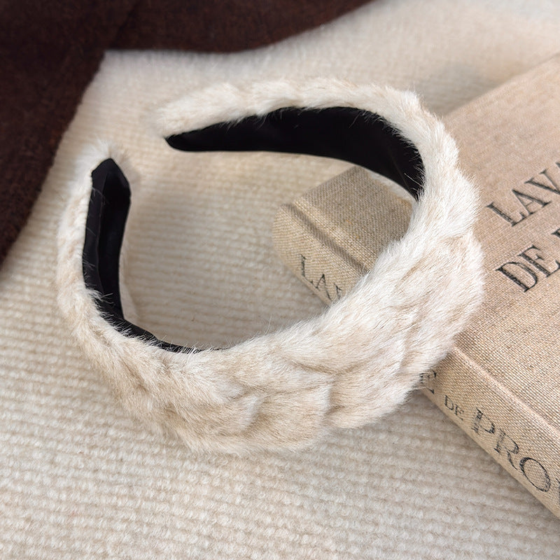 E관 - 단색 퍼 소재 땋은 디자인 머리띠 [27765] 25.12-2