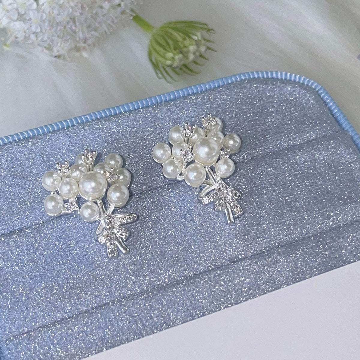 A관 - 리본 진주 큐빅 플라워 스터드 귀걸이 [EH-4112] 25.10-1