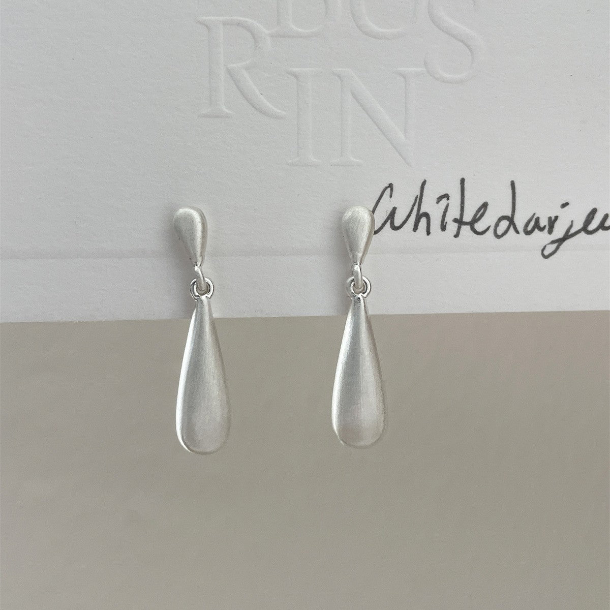 A관 - 샌딩 드롭 물방울 디자인 귀걸이 [EH-4104] 25.10-4