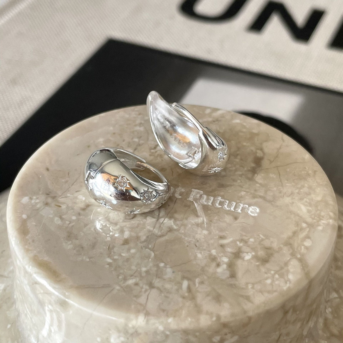 F관 - 925 실버 심플 큐빅 U형 귀걸이 [C1186] 25.12-3