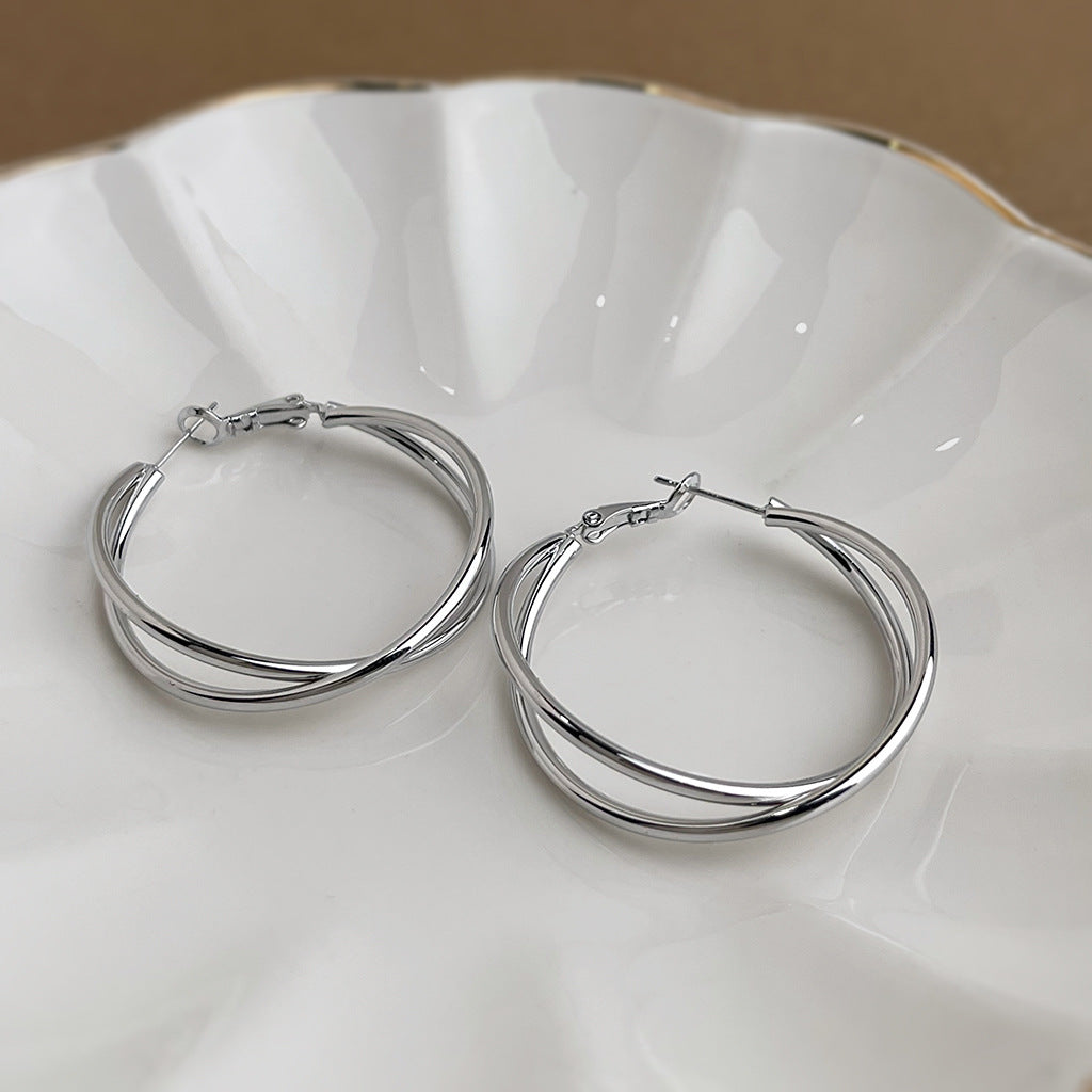 C관 - 14K 도금 트위스트 링 디자인 귀걸이 [5723-5724] 25.03-3