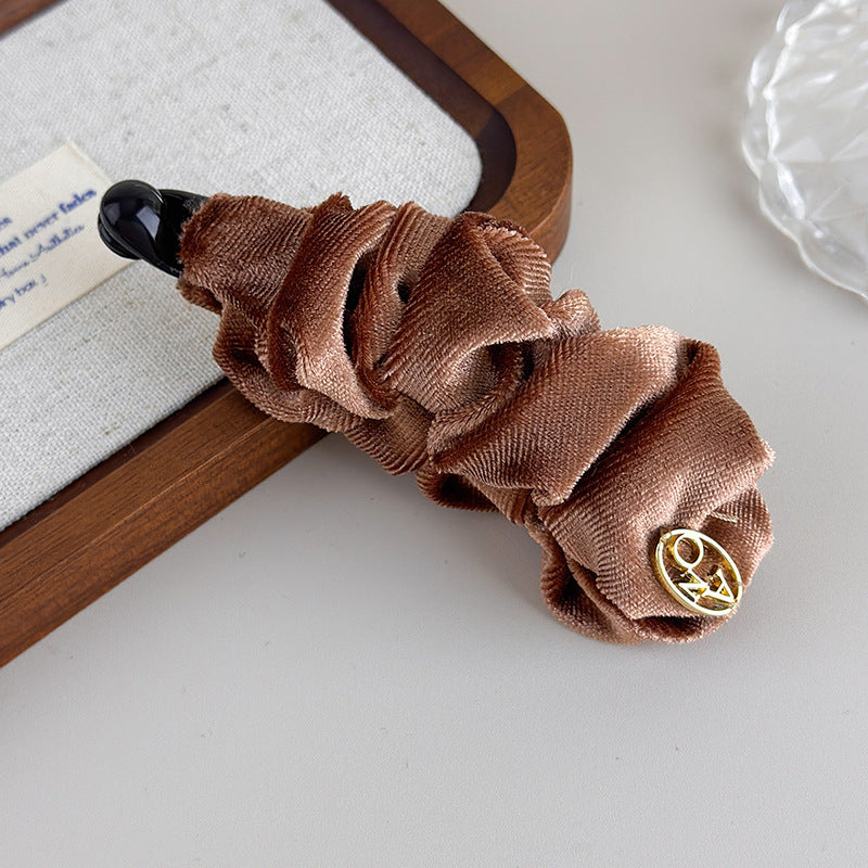 E관 - 벨벳 소재 주름 디자인 집게핀 [27709] 25.11-3