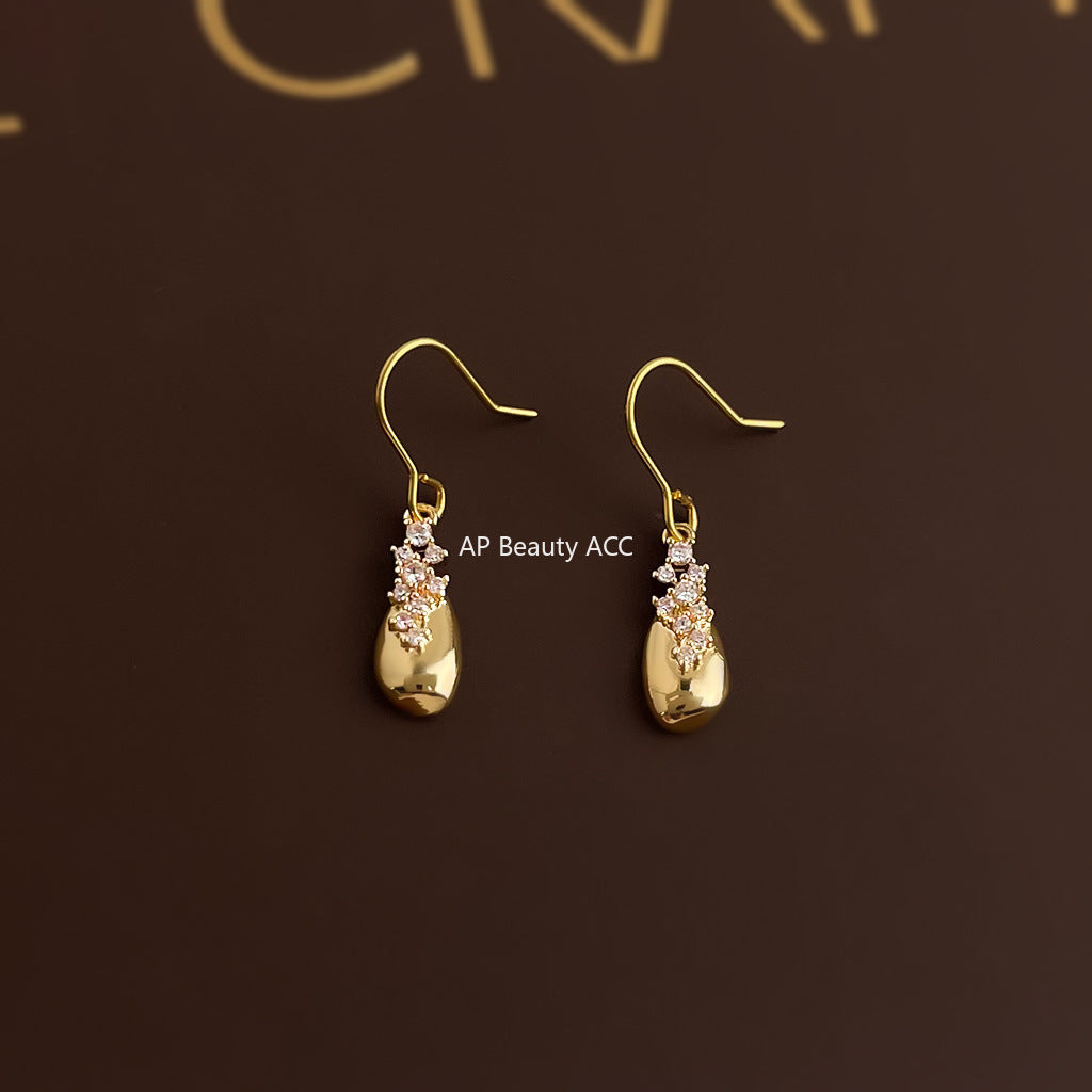 C관 - 14K 도금 큐빅 물방울 디자인 후크형 귀걸이 [6914] 25.10-2