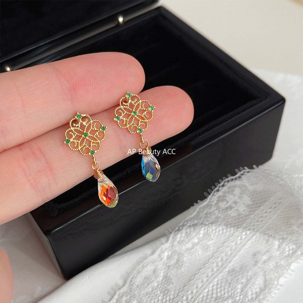 C관 - 14K 도금 프렌치 복고풍 미니 큐빅 꽃 유리 크리스탈 귀걸이 [4181] 24.05-5