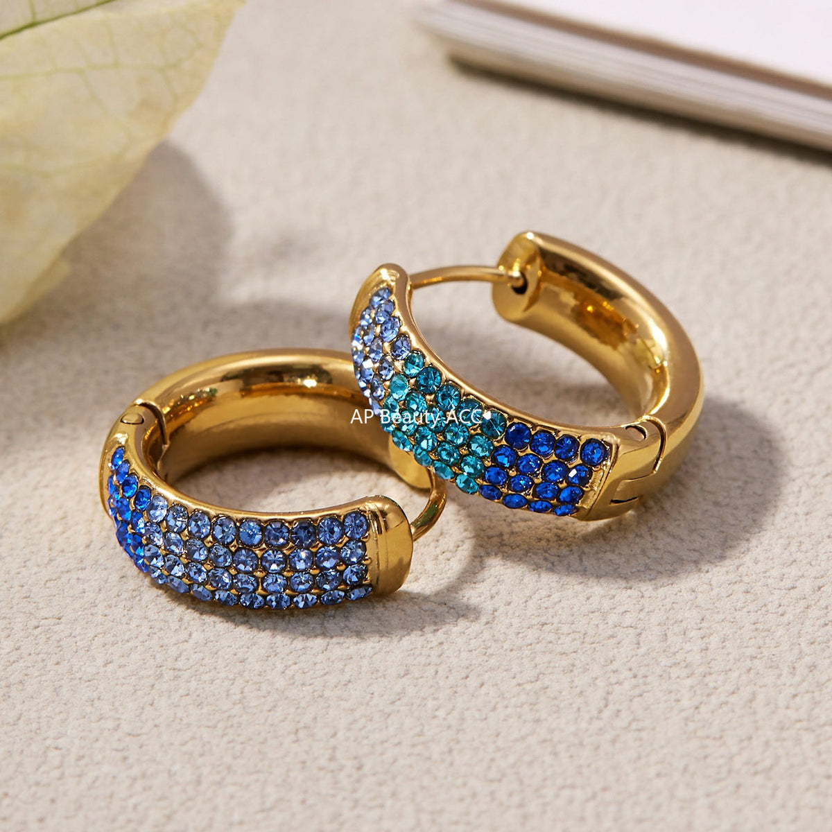 D관 - 스테인리스 컬러 믹스 큐빅 18K 도금 후프 링 귀걸이 [F931] 25.11-2