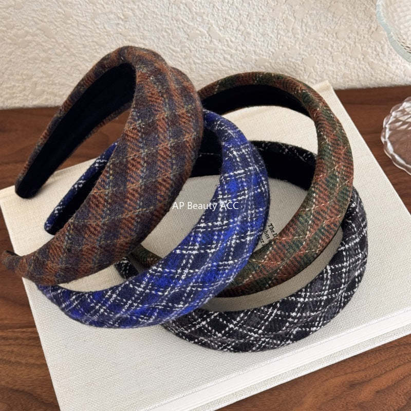 E관 - 체크 니트 입체 와이드 머리띠 [27500] 25.09-4