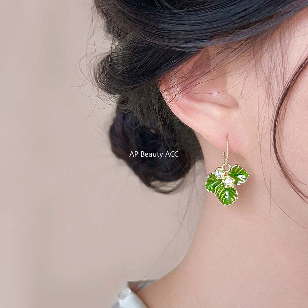 C관 - 14K 도금 고급스러운 글라스 진주 포도 잎 귀걸이 [4176] 24.05-5