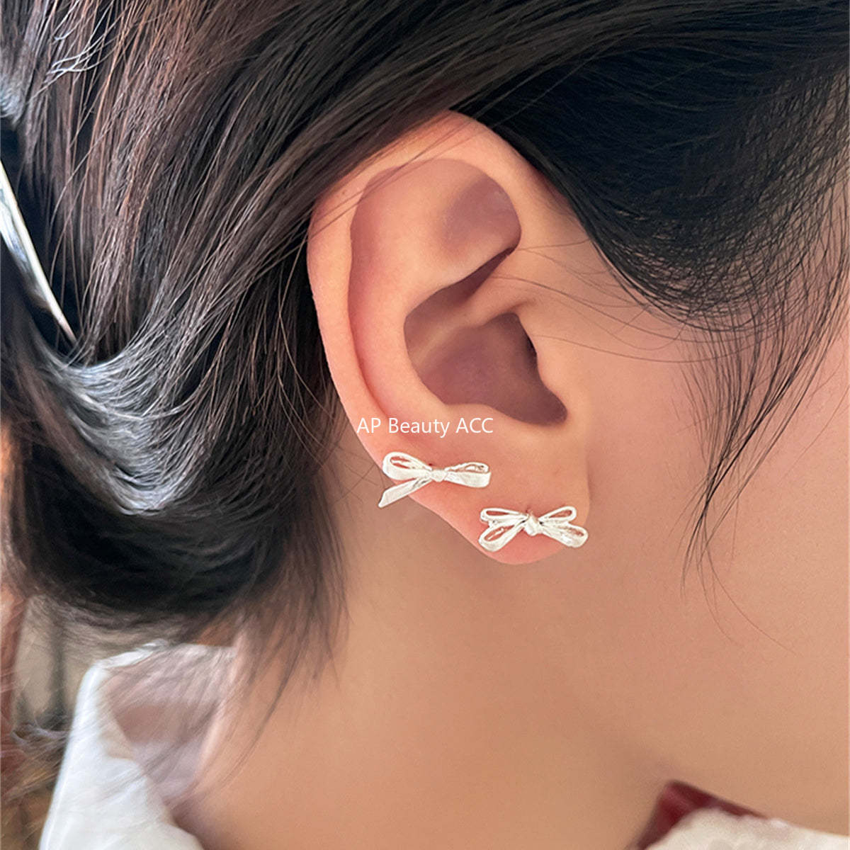 A관 - 비대칭 리본 925 은침 귀걸이 [EH-3619] 25.06-2