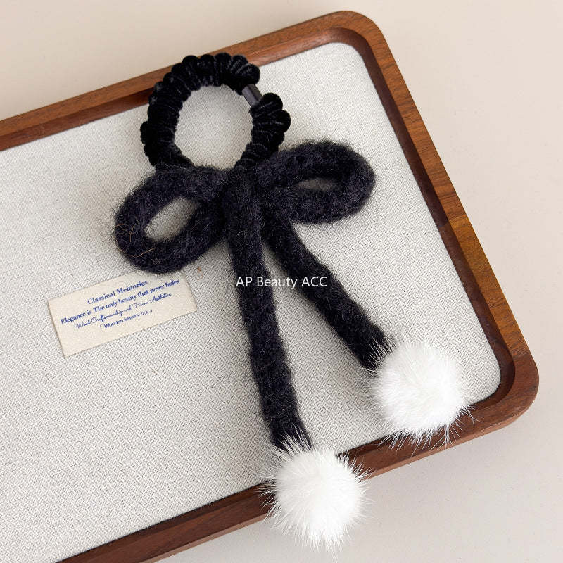 E관 - 니트 리본 디자인 퍼 볼 머리끈 헤어밴드 [26334] 25.11-3