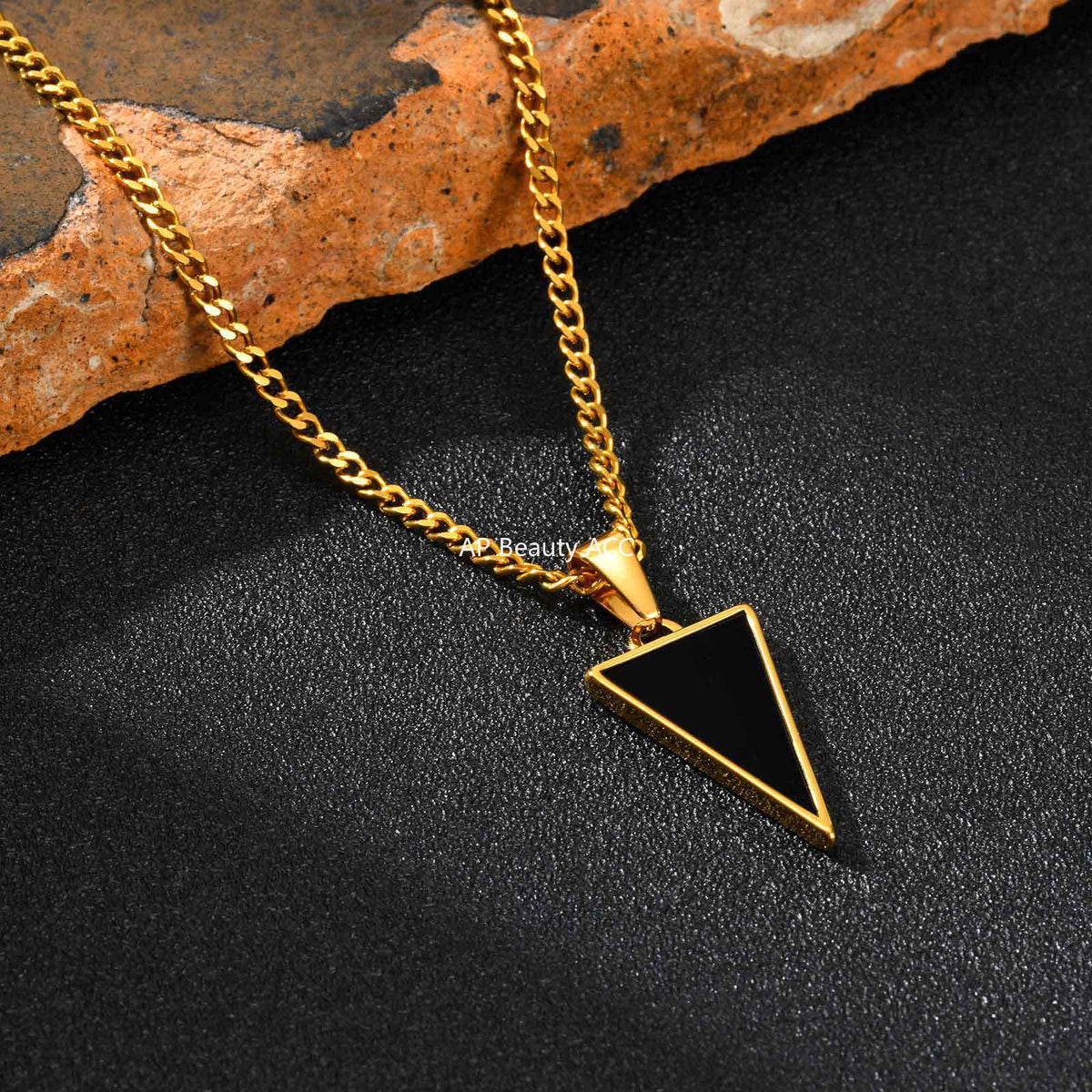 G관 - 스테인리스 삼각형 오닉스 펜던트 목걸이 [PN-2201] 25.11-2