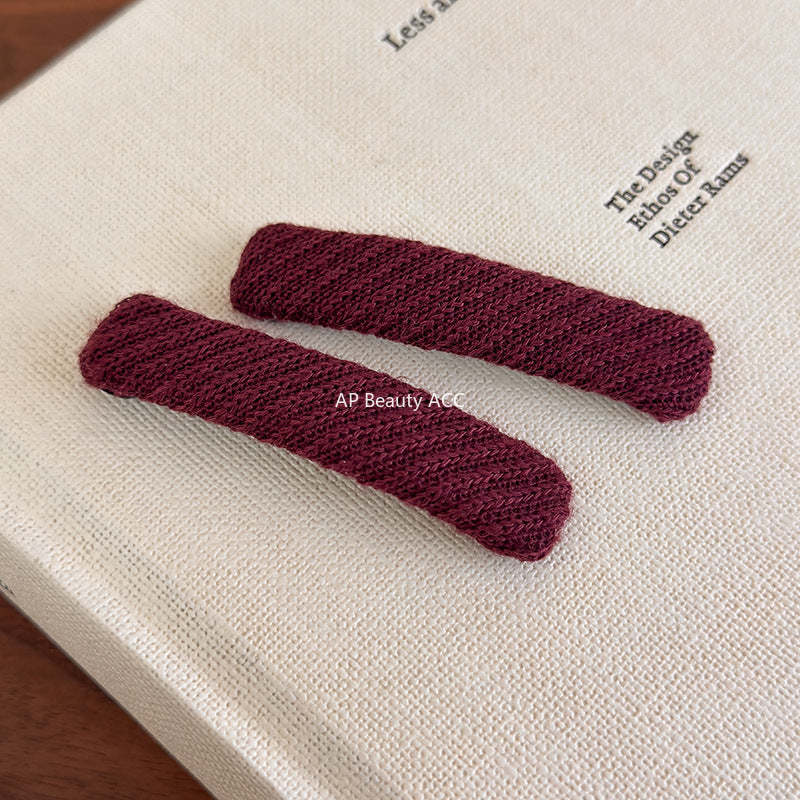 E관 - 니트 울 사각형 헤어핀 [27490] 25.09-4