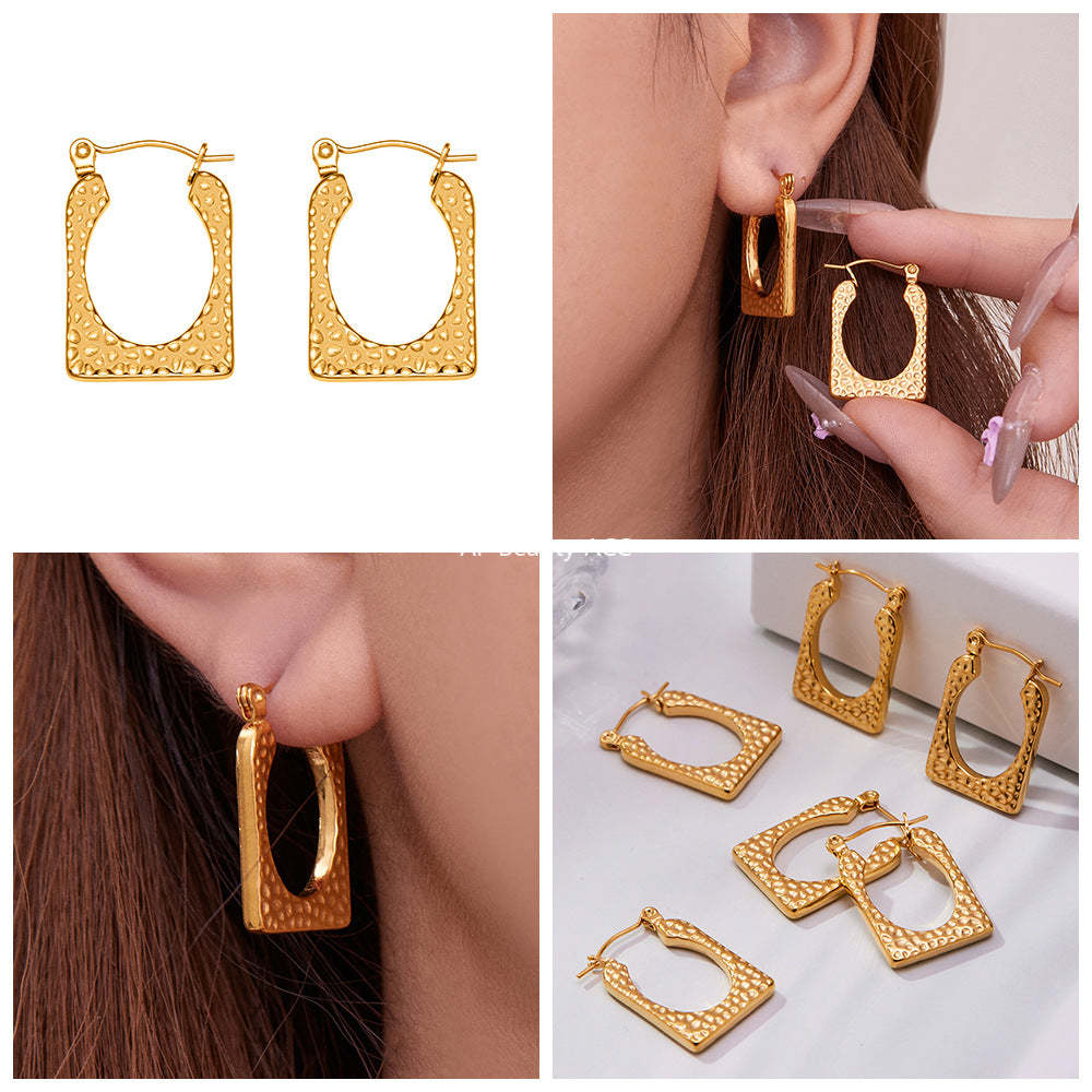 D관 - 스테인리스 18K 도금 펀칭 스퀘어 U자형 귀걸이 [F624] 25.10-5