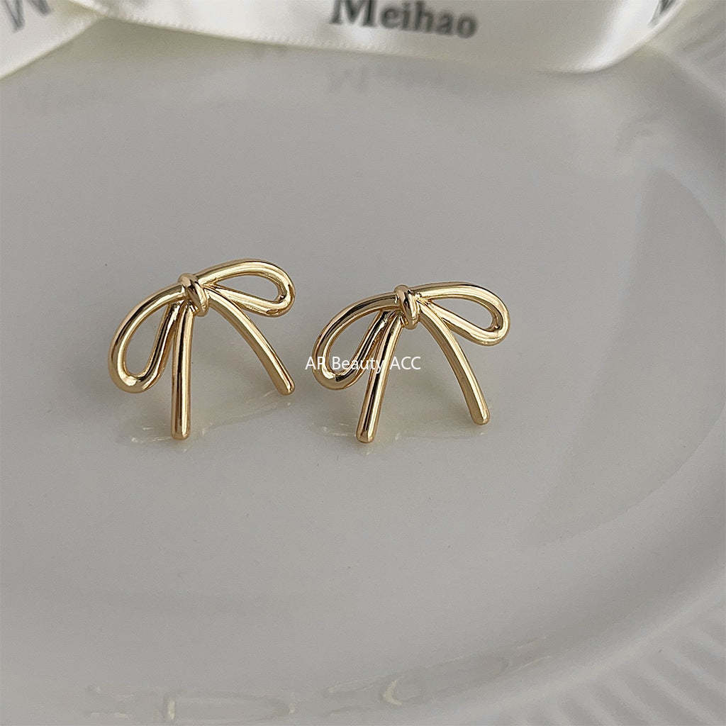 C관 - 고급스러운 백금 도금 은침 리본 귀걸이 [3975-3976] 24.05-1