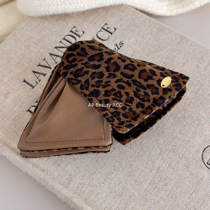 E관 - 가죽 호피무늬 삼각형 빈티지 집게핀 [27617] 25.10-5