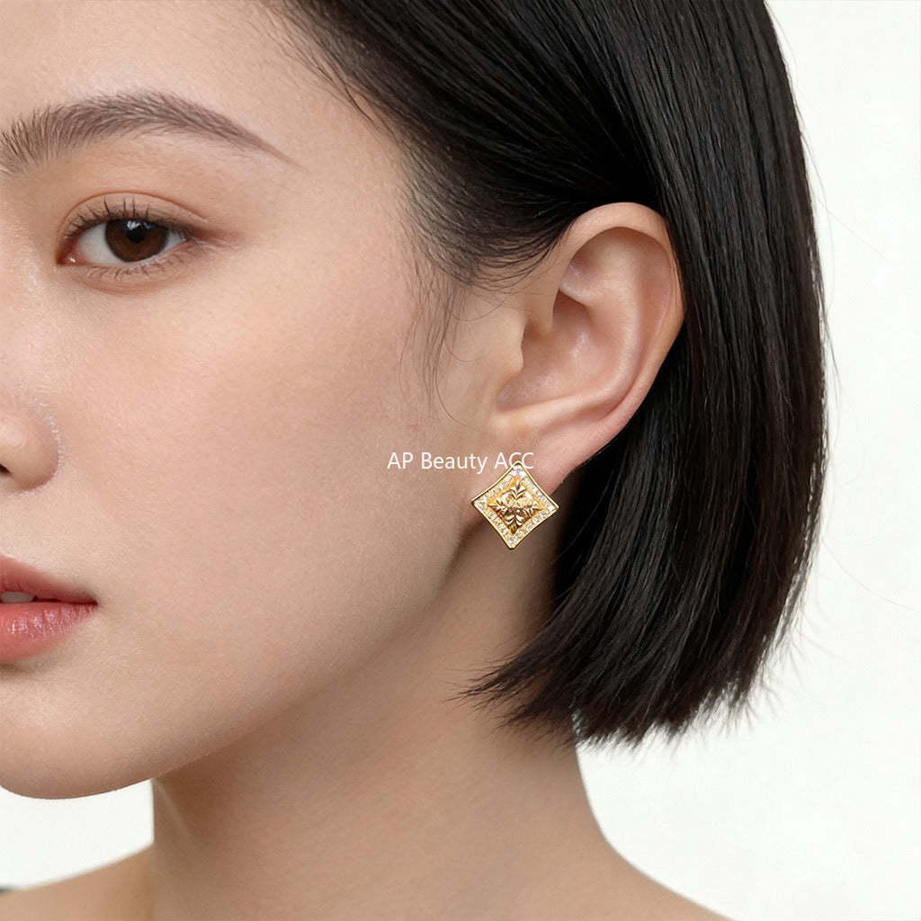 C관 - 925 은침 플라워 큐빅 사각 문양 귀걸이 [7246] 25.12-3