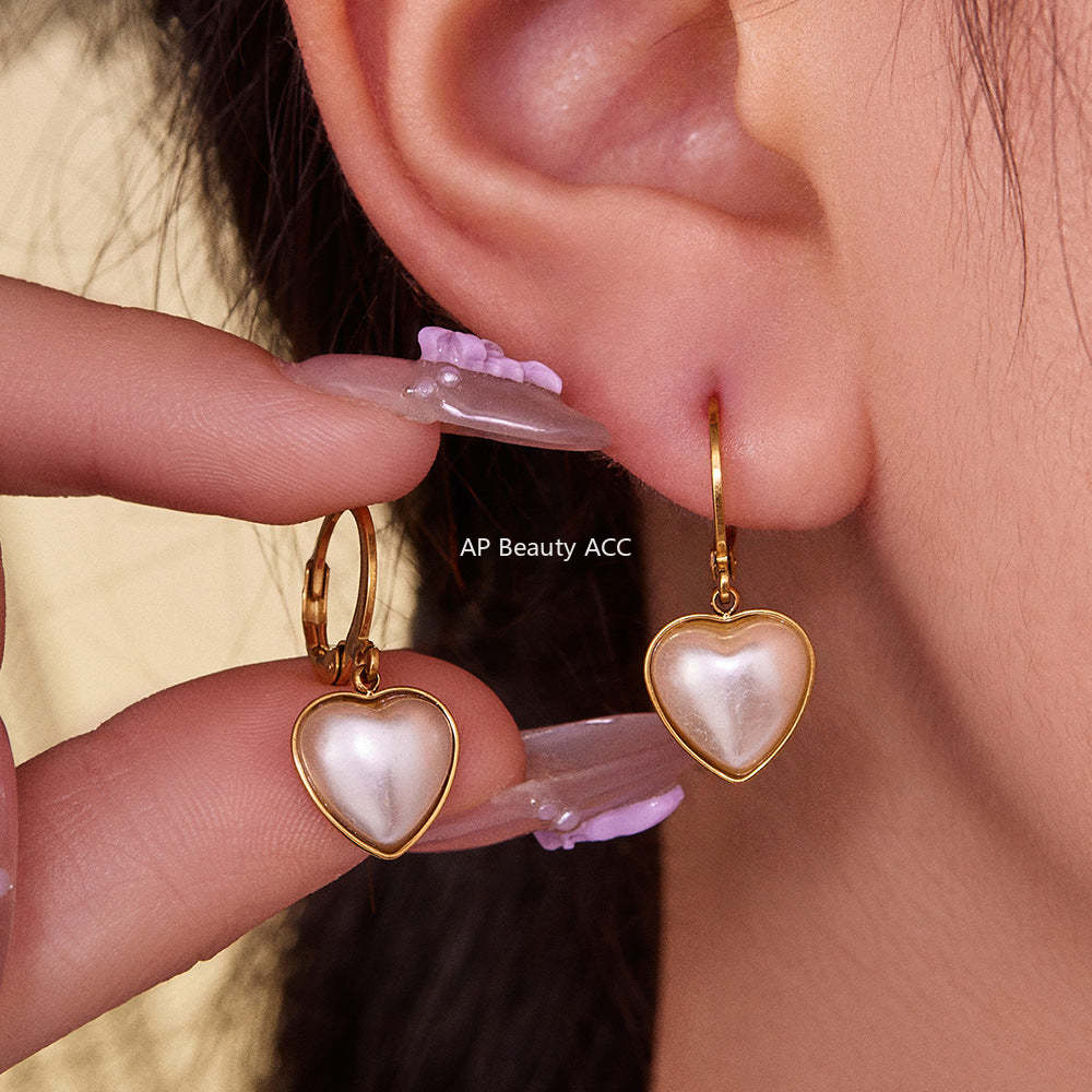 D관 - 스테인리스 18K 도금 자개진주 하트 귀걸이 [F017] 25.10-5