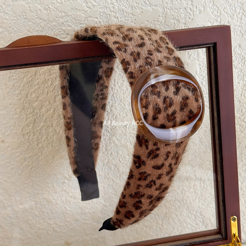 E관 - 호피 패턴 퍼 와이드 빈티지 머리띠 [27531] 25.10-1