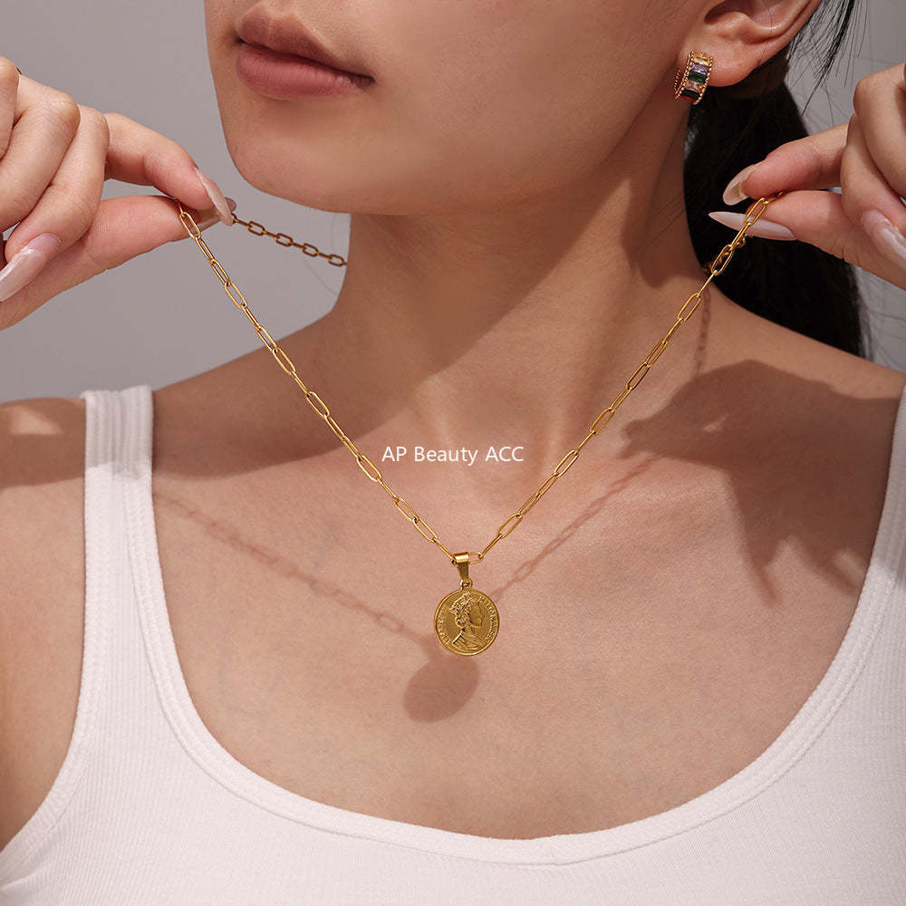 D관 - 엘리자베스 여왕 이미지 더블 레이어 스테인리스 스틸 18K 도금 목걸이 [P2086-P1694] 24.11-1