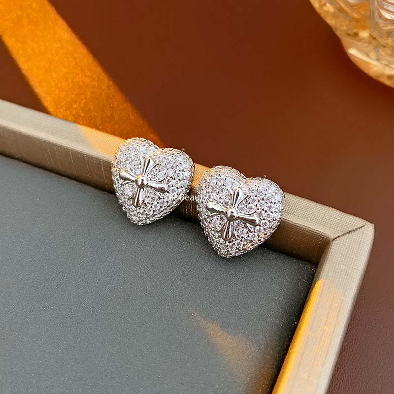 C관 - 큐빅 하트 귀걸이 세련된 귀걸이 [E18507] 24.01-4