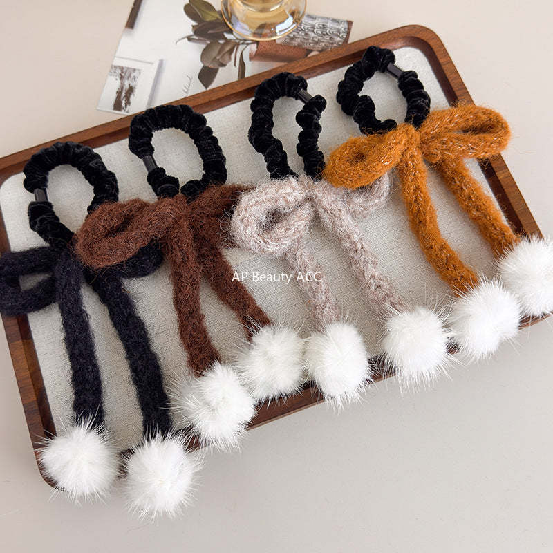 E관 - 니트 리본 디자인 퍼 볼 머리끈 헤어밴드 [26334] 25.11-3